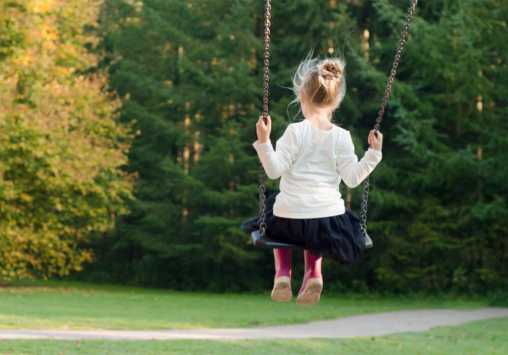 The Benefits of Building Eco-friendly Treehouses For Your Kids