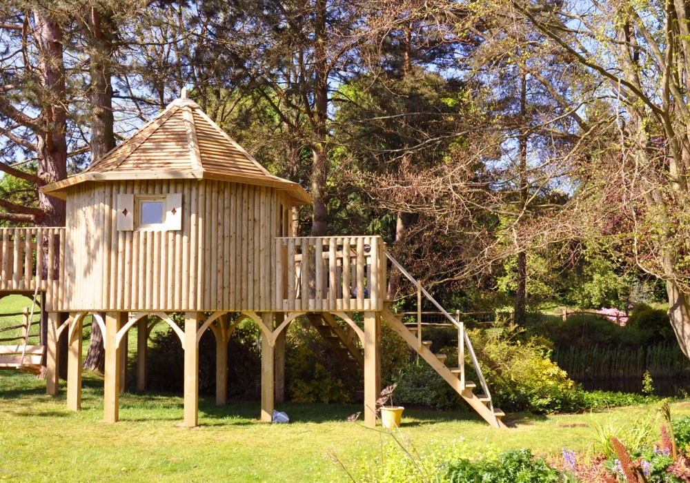 Growing Up in the Trees: Why a Treehouse Is a Great Investment